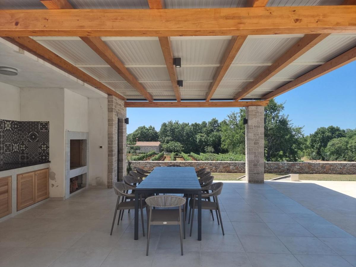 Luxury Villa Serena 2022 - With Heated Pool Cukrici Екстериор снимка