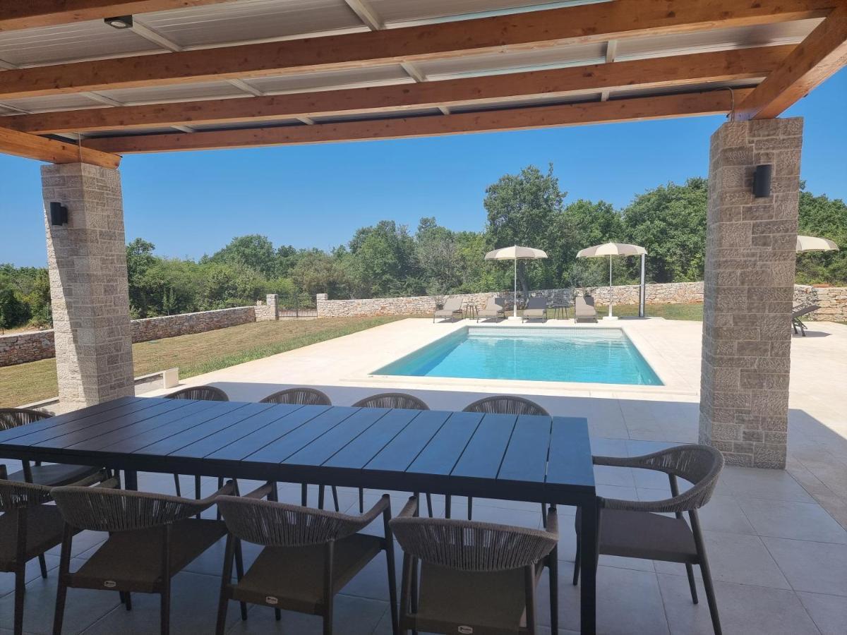 Luxury Villa Serena 2022 - With Heated Pool Cukrici Екстериор снимка