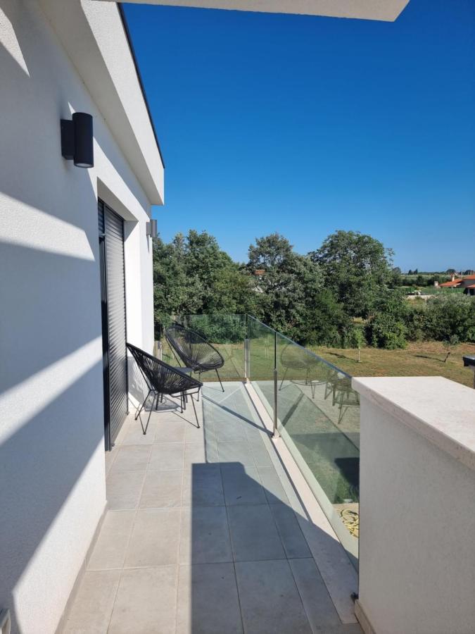 Luxury Villa Serena 2022 - With Heated Pool Cukrici Екстериор снимка