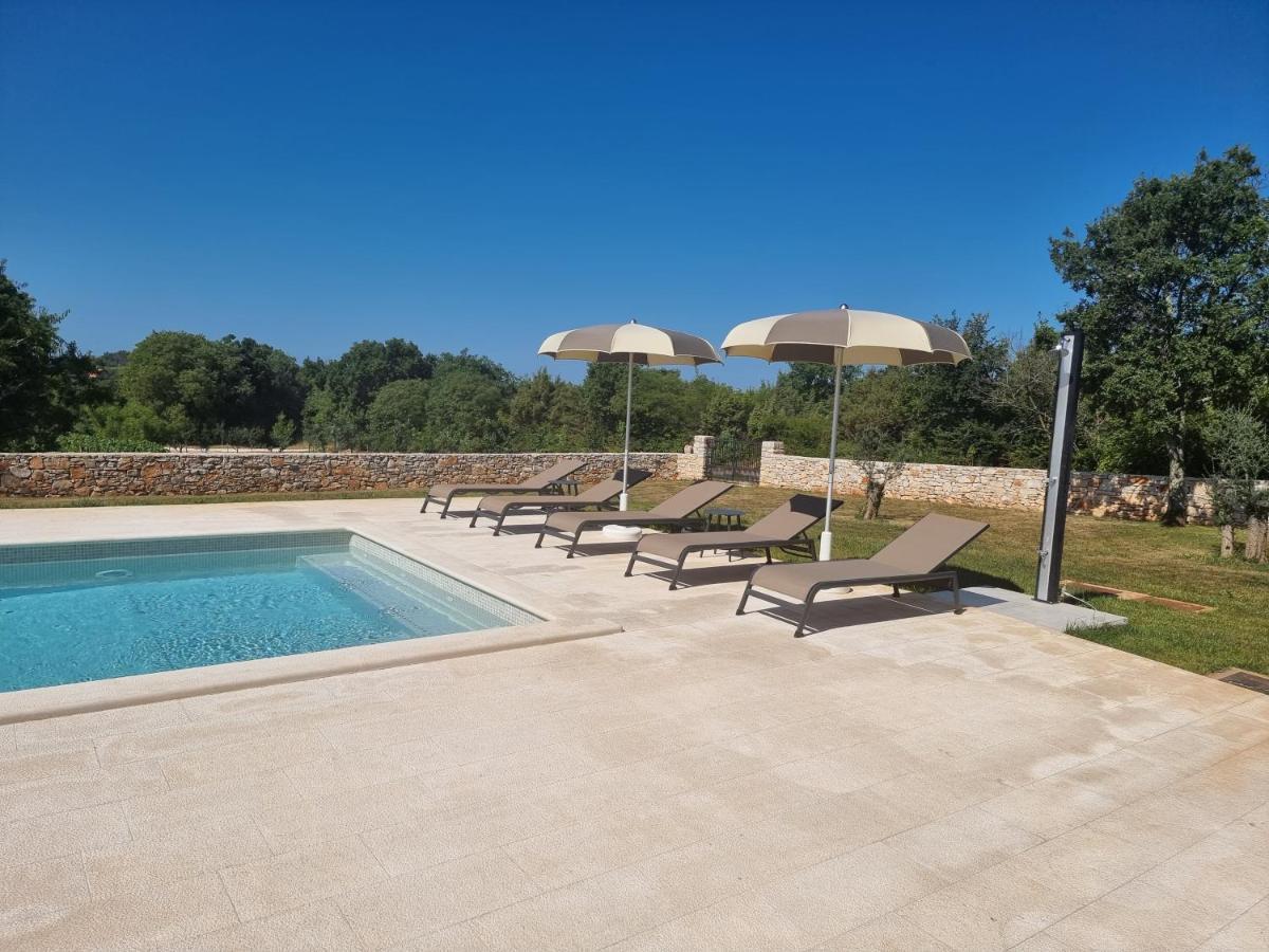 Luxury Villa Serena 2022 - With Heated Pool Cukrici Екстериор снимка