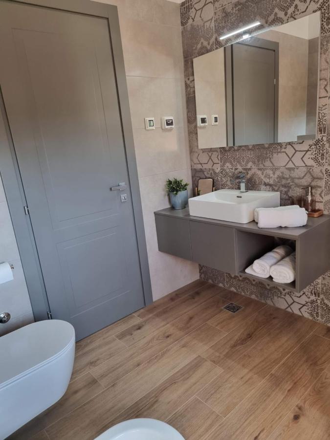 Luxury Villa Serena 2022 - With Heated Pool Cukrici Екстериор снимка